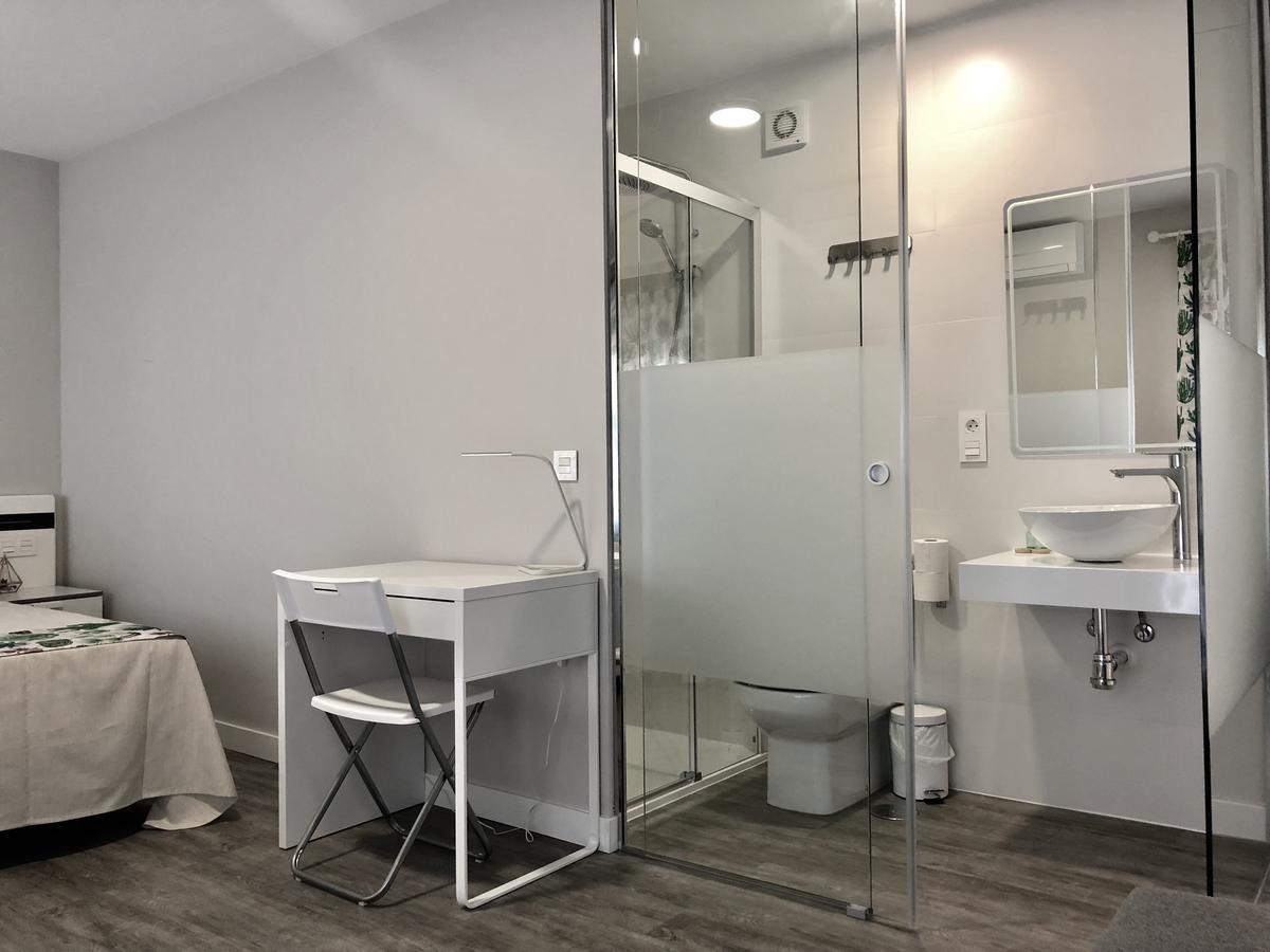 Plaza 5 Carabanchel Apartamento *